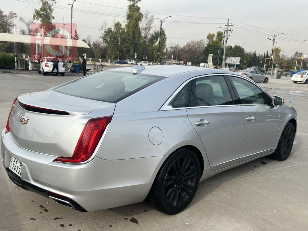 كاديلاك XTS